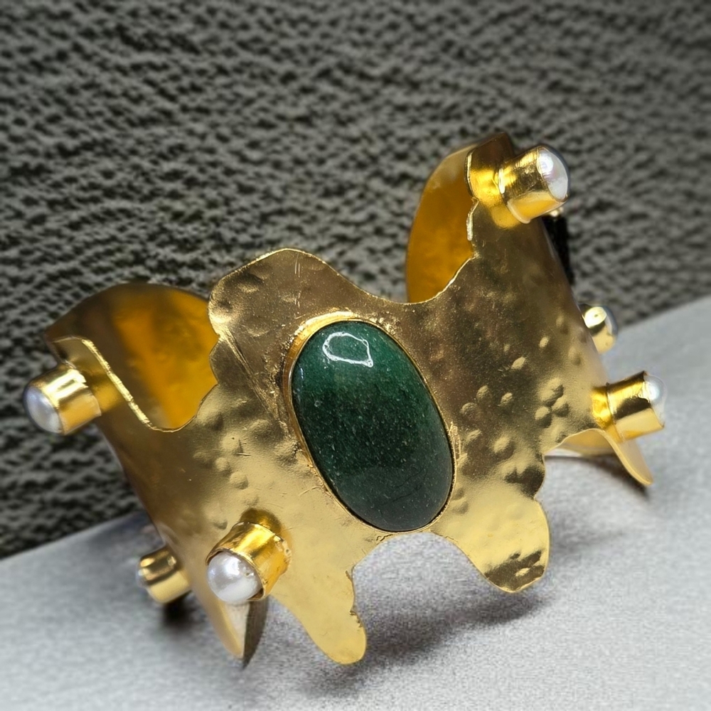 18k Gold Plated Artisan Freshwater Pearl Green Onyx Cuff Bracelet - Picture 2 of 7
